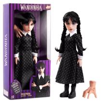 Boneca Wandinha e Mãozinha 45Cm 3+ 1845 Baby Bink Boneca Wandinha e Mãozinha 45Cm 3+ 1845 Baby Bink