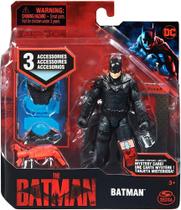 Boneco Batman 10cm + 3 Acessórios Filme Original - Sunny Boneco Batman 10cm + 3 Acessórios Filme Original - Sunny