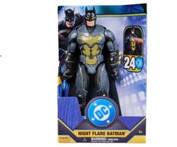 Boneco Batman 30cm Armadura Com Luz E Som Sunny 4906