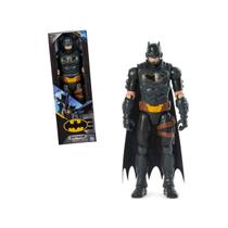 Boneco Batman 30cm DC Comics Traje Preto Moderno
