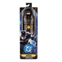 Boneco Batman Com Colete Tático Bege Dc Comics