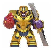 Boneco Big Blocos De Montar Thanos Blade Gold Vingadores