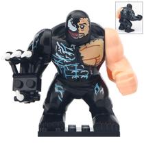 Boneco Big Venom Marvel Bloco de Montar