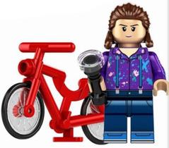 Boneco Blocos De Montar Eleven Stranger Things Bicicleta