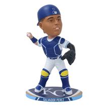 Boneco Bobblehead National Bobblehead Hall Salvador Perez 13 MLB