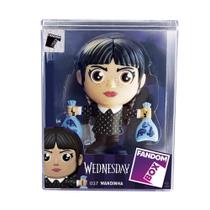 Boneco Brinquedo Infantil Colecionável Fandom box Wandinha com Peixes Líder - 3386