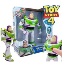 Boneco Buzz Lightyear Fala 10 Frases Toy Story 3+ Etitoys+