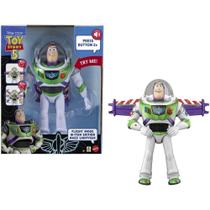 Boneco Buzz Lightyear Toy Story - 30 Cm Articulado E Fala 35 Frases Português - Capacete Abre e Asas Retrateis - Mattel Boneco Buzz Lightyear Toy Story - 30 Cm Articulado E Fala 35 Frases Português - Capacete Abre e Asas Retrateis - Mattel
