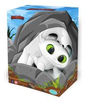 Boneco Como Treinar Seu Dragão Dragões Baby Pouncer (branco)