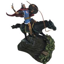 Boneco Dark Horse Ras-prince Valiant 14325 Boneco Dark Horse Ras-prince Valiant 14325