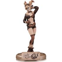 Boneco DC Bombshells Harley Quinn Sepia Tone Var 35804 Boneco DC Bombshells Harley Quinn Sepia Tone Var 35804