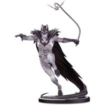 Boneco DC Collectibles Batman Black And White Kenneth Rocafort 55825 Boneco DC Collectibles Batman Black And White Kenneth Rocafort 55825