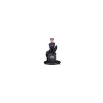 Boneco Dc Collectibles Capa Catwoman Statue 35318