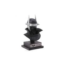 Boneco Dc Collectibles Dark Knight Returns Batman Who Laughs Cowl 3165