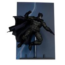 Boneco de Ação Batman DC Multiverse McFarlane Toys - 18cm