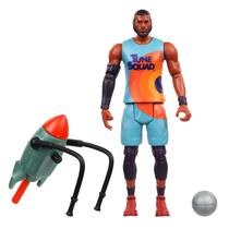 Boneco de ação Moose Toys Space Jam: Um novo legado Lebron James 5 com Acme Rocket Pack 4000 Boneco de ação Moose Toys Space Jam: Um novo legado Lebron James 5 com Acme Rocket Pack 4000