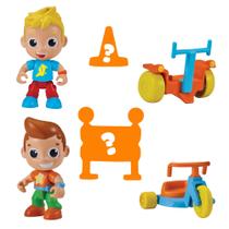 Boneco de ação PlayMates Vlad e Niki Basic Fig, pacote com 2 scooter