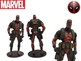Boneco Deadpool 20 cm Em Resina - Marvel