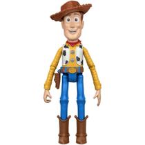 Boneco e Personagem TOY STORY Wood com Som 17,7 CM Boneco e Personagem TOY STORY Wood com Som 17,7 CM