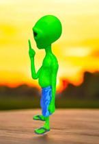 Boneco Et Alienígena Bermuda Azul e Chinelo Travesso Decoração 3D 18 cm Boneco Et Alienígena Bermuda Azul e Chinelo Travesso Decoração 3D 18 cm