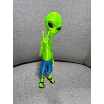 Boneco Et Alienígena Extraterrestre Bermuda Chinelo 20cm