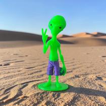 Boneco Et Alienígena Extraterrestre Bermuda Roxo e bola Sinal da Paz Decoração - 11,5 cm