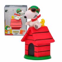 Boneco fandom series: snoopy snoopy na casinha regular