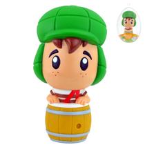 Boneco Figura Infantil Chaves No Barril Clássico Vinil Ovo