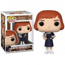 Boneco Funko Pop The Queen's Gambit Beth Harmon with Trophies 1121