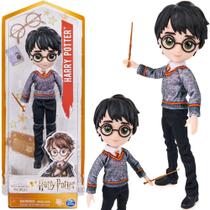 Boneco Harry Potter Wizarding World - Mundo da Magia Grande 20cm com movimentos - Importado