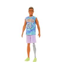 Boneco ken fashionista moreno com perna mecanica - mattel hjt11/dwk44