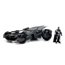 Boneco Metals Die Cast 1:24 - Batmobile (Justice League) com Figura Batman Jada/DC