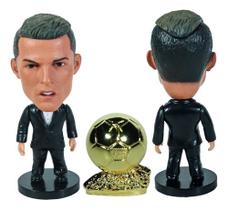 Boneco Miniatura Cristiano Ronaldo Com Bola De Ouro