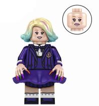 Boneco Minifigura Enid Sinclair Wednesday Addams