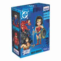 Boneco Mulher Maravilha para Montar Master Piece 22 Peças Boneco Mulher Maravilha para Montar Master Piece 22 Peças