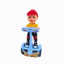 Boneco Overboard Giratório Som Luz Bate e Volta Infantil Boneco Overboard Giratório Som Luz Bate e Volta Infantil