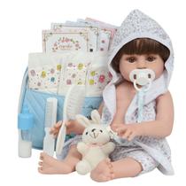 Boneco Reborn Menino Realista Roupão Coelho Bolsa Acessórios Boneco Reborn Menino Realista Roupão Coelho Bolsa Acessórios