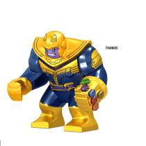 Boneco Thanos com Manopla Big em Bloco