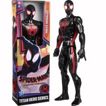 Boneco Titan Miles Morales 4+ F5643 Hasbro