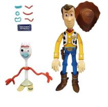 Boneco Toy Story Woody com Som e Garfinho YD617