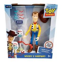 Boneco Woody Toy Story Xerife Com Garfinho