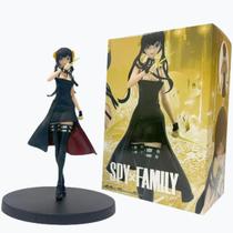 Boneco Yor Forger 16cm Spy Family Action Figure