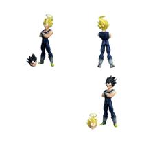 Bonecos De Ação Dragon Ball Z Super Saiyan Goku 31cm E Vegeta 27cm Com 2 Cabeças E Braços Cruzados -