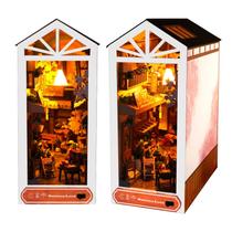 Book Nook Kit Decor Alley Quebra-cabeça de madeira 3D com LED Rain Alley