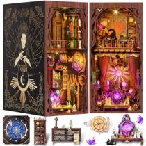 Book Nook Kit Fuiltee DIY 3D Quebra-cabeça de madeira com luz LED (Tarô misterioso)