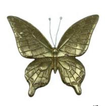 Borboleta Decorativa em Poliresina Dourada 19x17x3cm Borboleta Decorativa em Poliresina Dourada 19x17x3cm