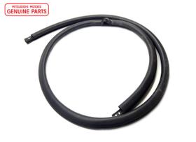 Borracha interna porta dianteira L200 Sport Outdoor - Original Borracha interna porta dianteira L200 Sport Outdoor - Original
