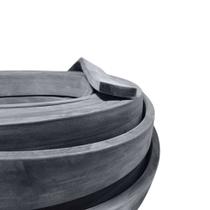 Borracha Perfil Esponjoso Vedação 40x10 mm Macio - 02 Metros Borrachas Londrina