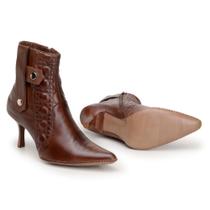 Bota Bico Fino Couro De Pelica Artesanal Elisabete Guimarães