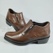 Bota Calvest Social De Couro Cano Curto Ziper Lateral Masculino 192003 (64611) Bota Calvest Social De Couro Cano Curto Ziper Lateral Masculino 192003 (64611)